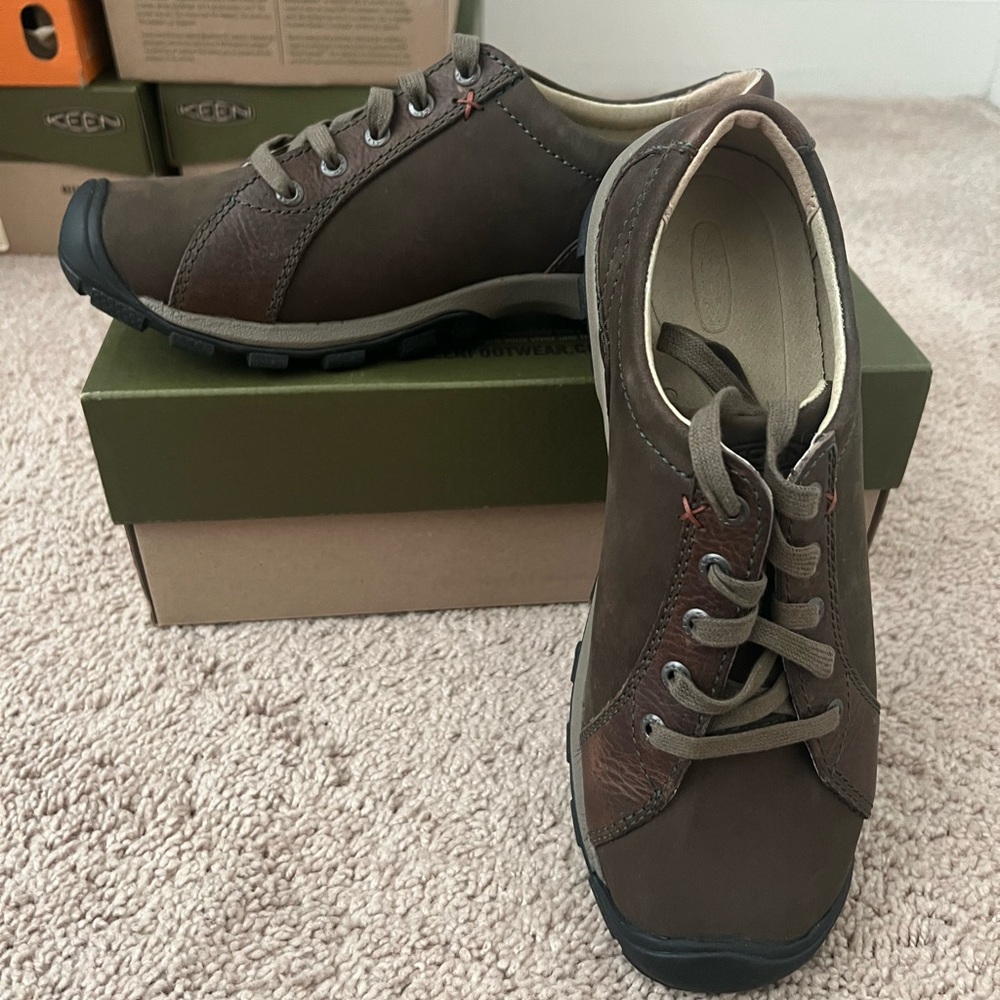 Keen Women's Sz 8 Brown Casual Shoes